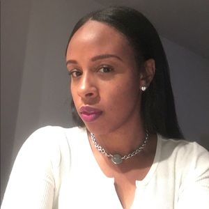 Meet your Posher, Candace